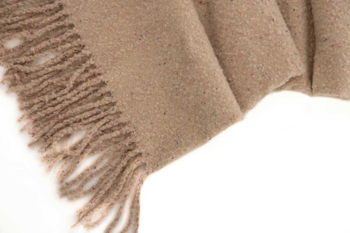 Tagesdecke Malin Beige – 170×130 cm mit Fransen & Melierung