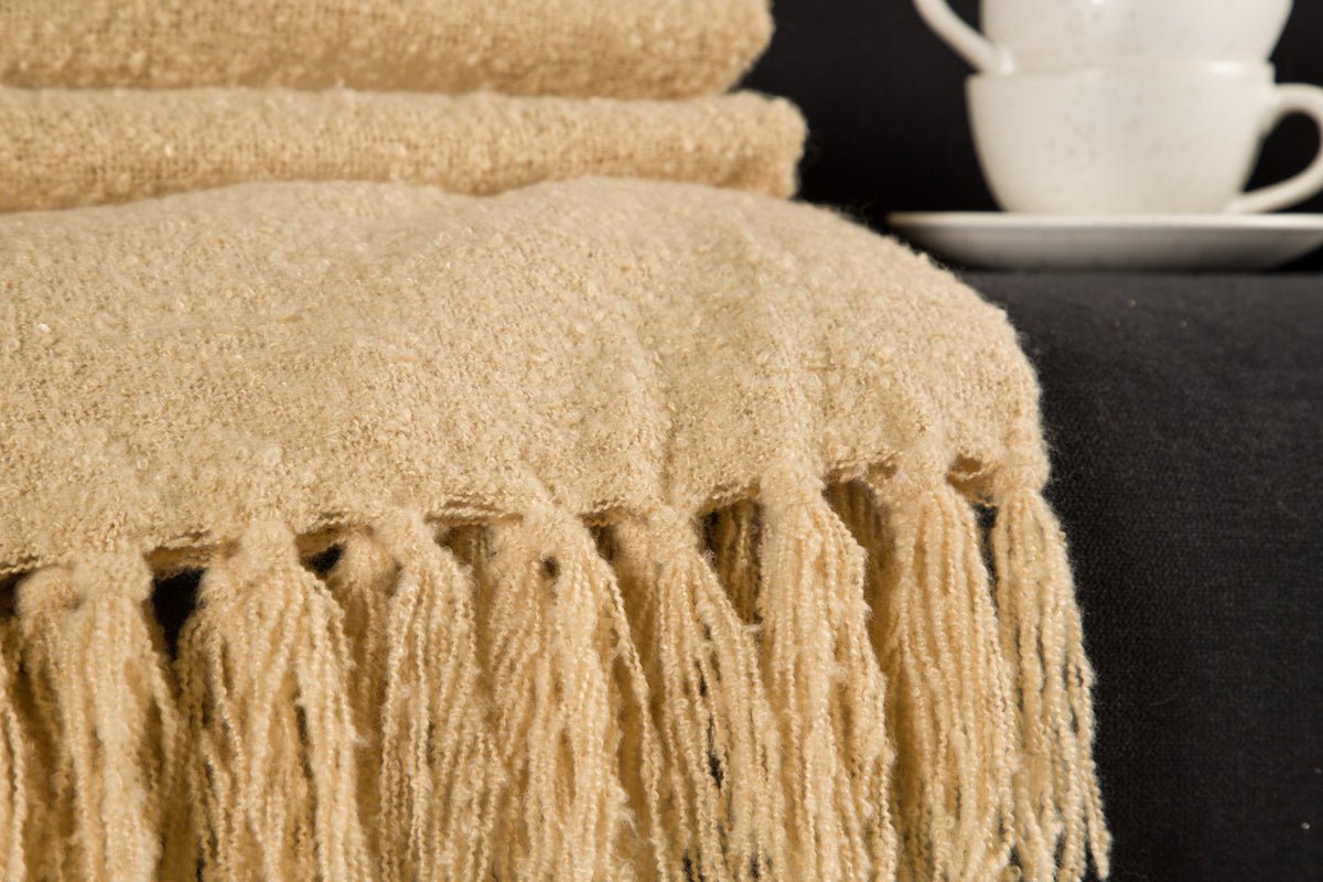 Tagesdecke „Stanley Sand“ – 170×130 cm mit Struktur & Fransen