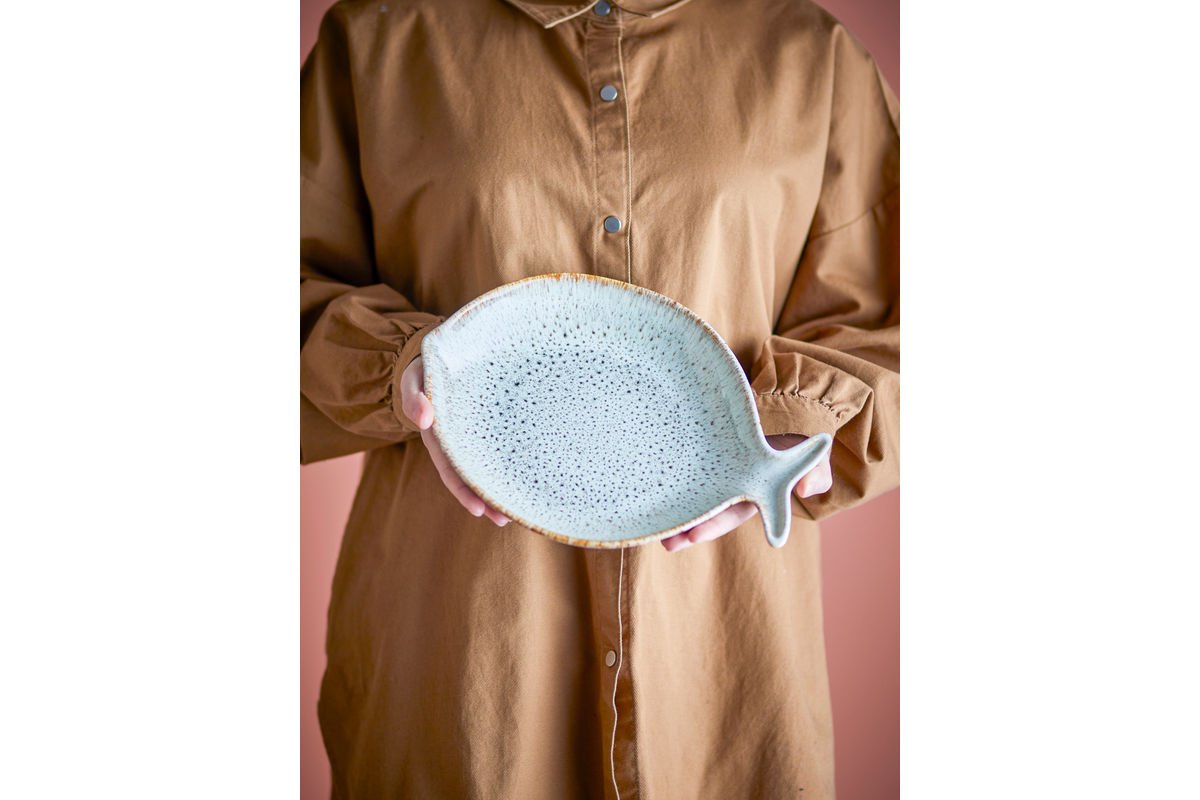 Servierplatte Marina – Steingut in Fischform