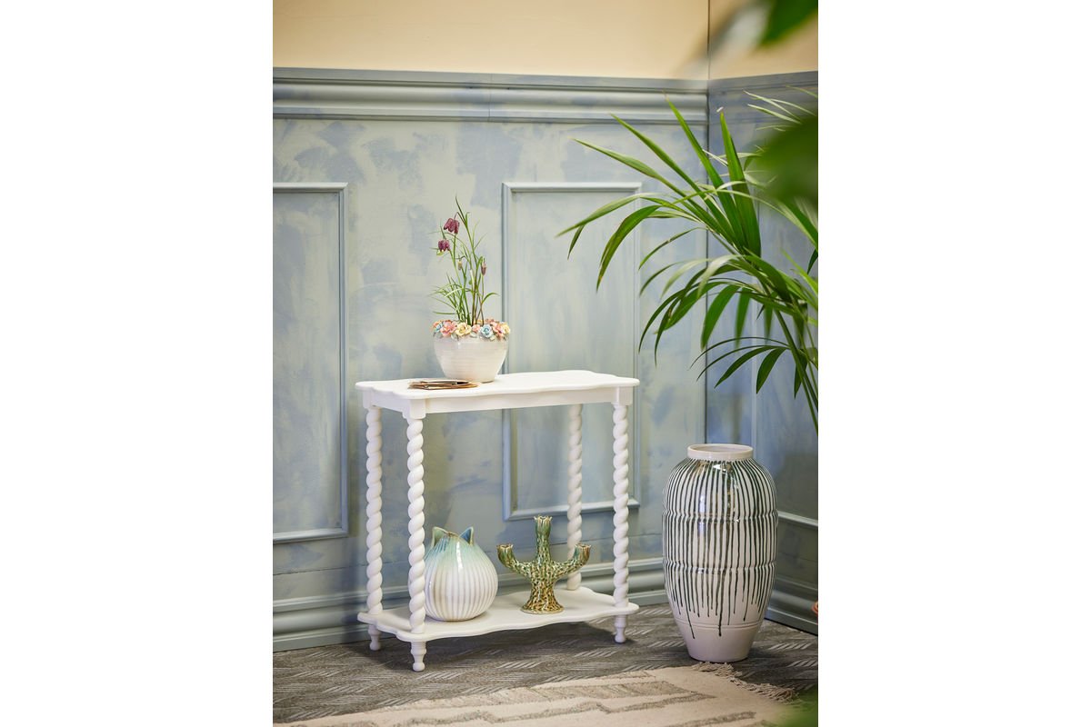 Konsolentisch Liva – Weißer MDF-Tisch mit Ablage