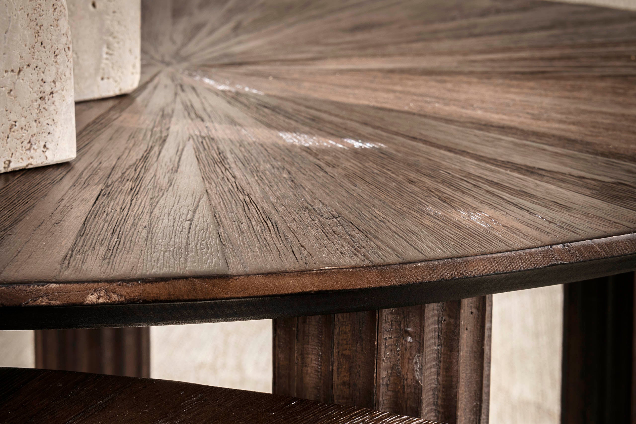 Couchtisch Soluma - 2er Set aus hochwertigem Teakholz im Dreieck-Design