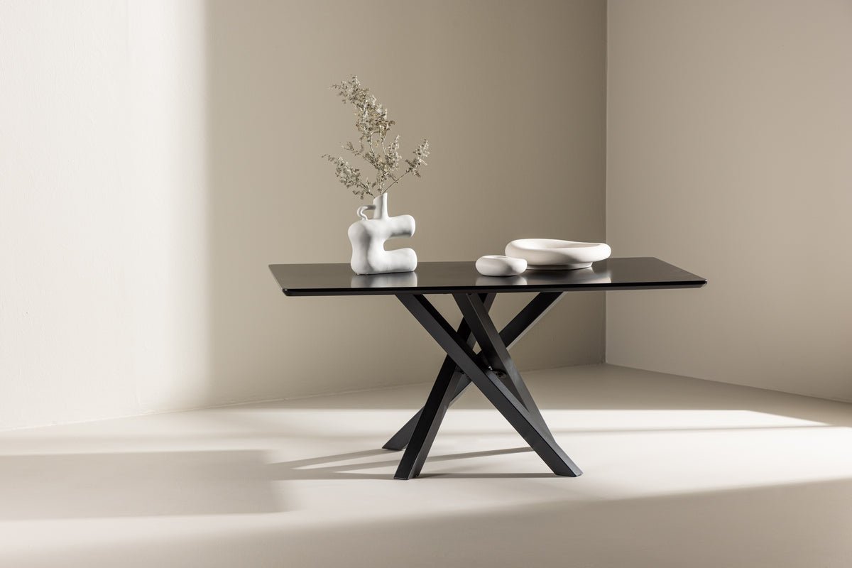 Couchtisch Mirko - mit einzigartigem Stand