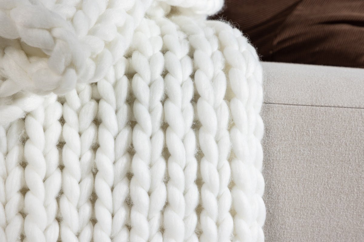 Tagesdecke Velano – Soft-Touch Wohndecke (170×130 cm)