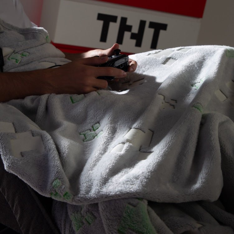 Minecraft Kuscheldecke „Glow“ – mit Glow-in-the-Dark Effekt & weichem Fleece