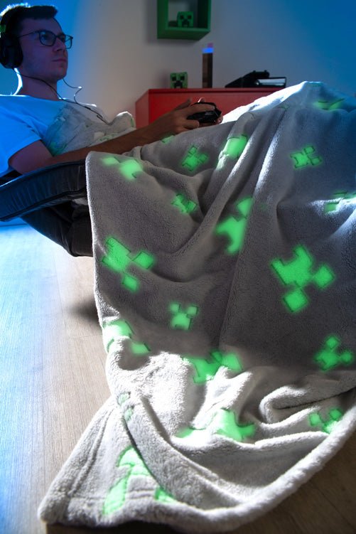 Minecraft Kuscheldecke „Glow“ – mit Glow-in-the-Dark Effekt & weichem Fleece