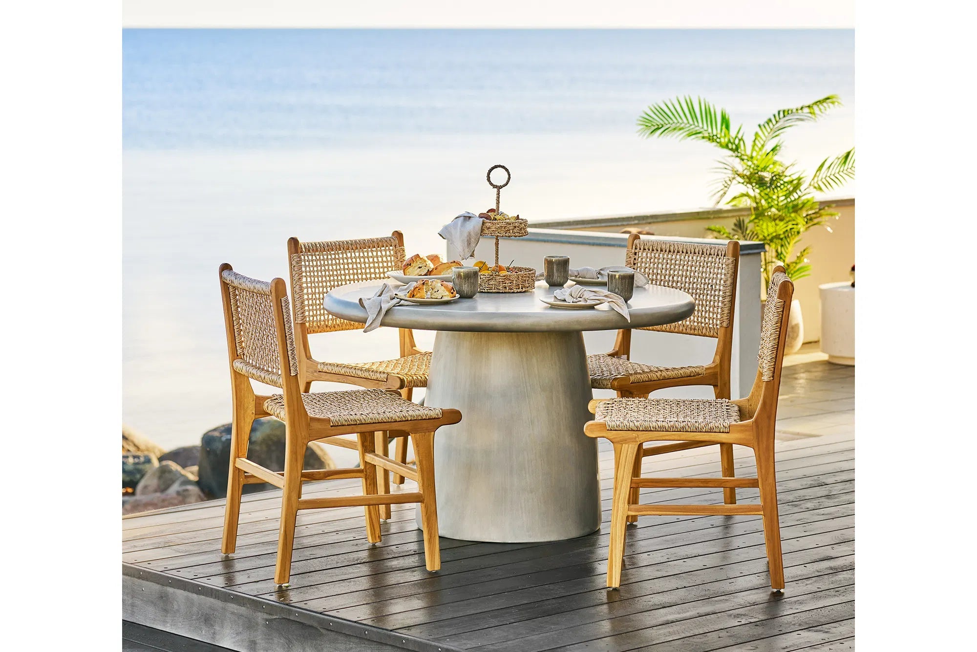 Garten Esstisch Fjandria - echter Blickfang in Grau