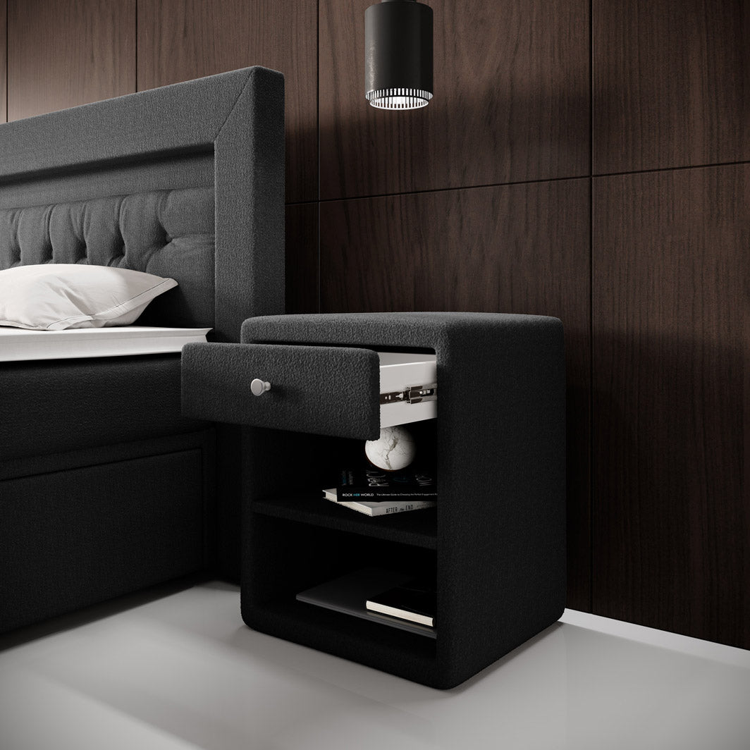 Designer Nachttisch Amy in Bouclé