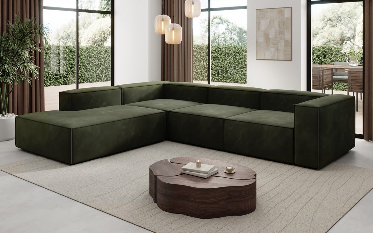 Designer Sofa Lesley L mit langer Ottomane in Samt