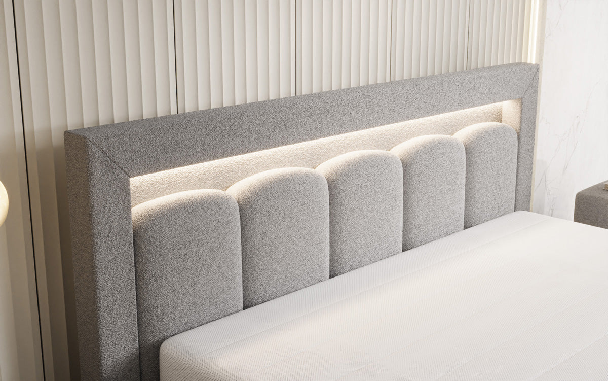 Designer Polsterbett Lume in Teddy Bouclé mit Stauraum und RGB Beleuchtung