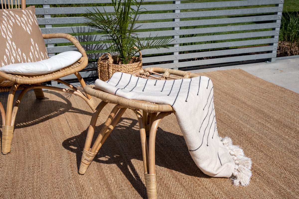 Garten-Loungesessel Elenore - in Natur inklusive Kissen