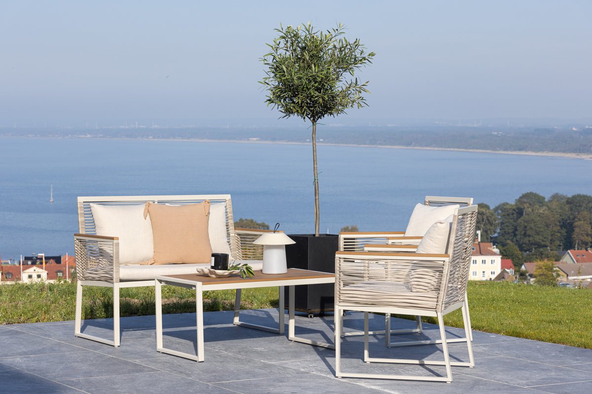 Garten Loungeset Janel – 4-teilig mit Holztisch in Beige
