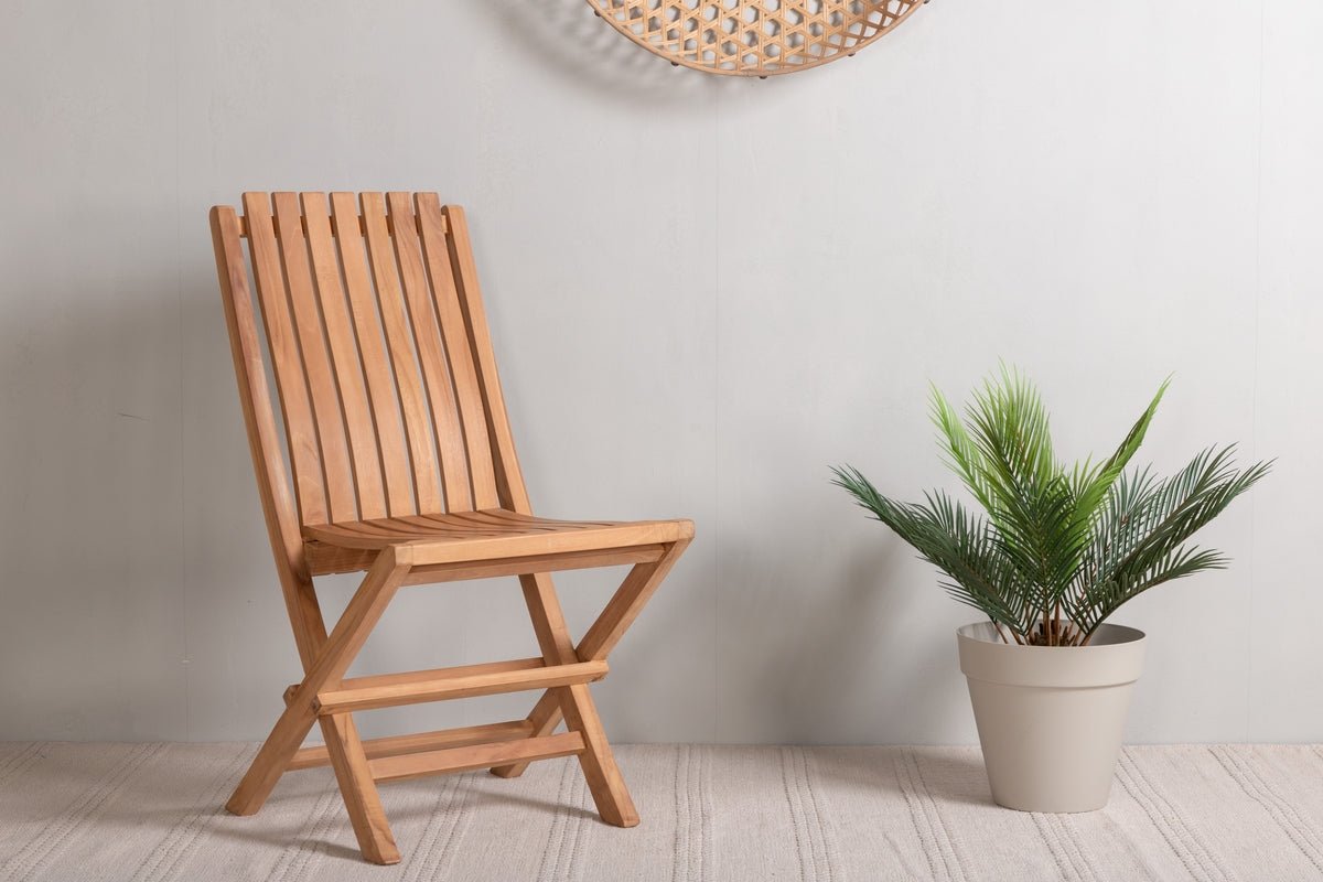 Gartenstuhl Coral - klappbarer Stuhl aus Teakholz