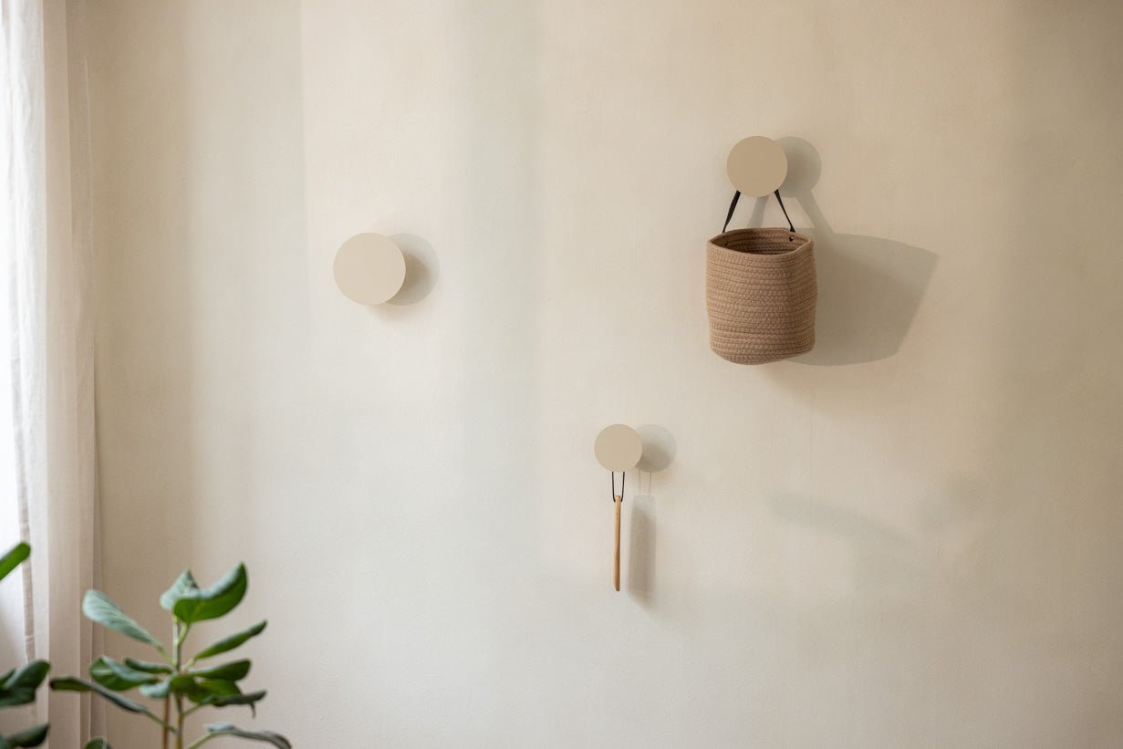 Garderobe/Wandhaken Lou – Minimalistisches Design-Statement aus Metall