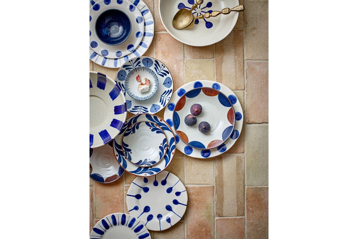 Teller Corae – aus Porzellan gefertigt