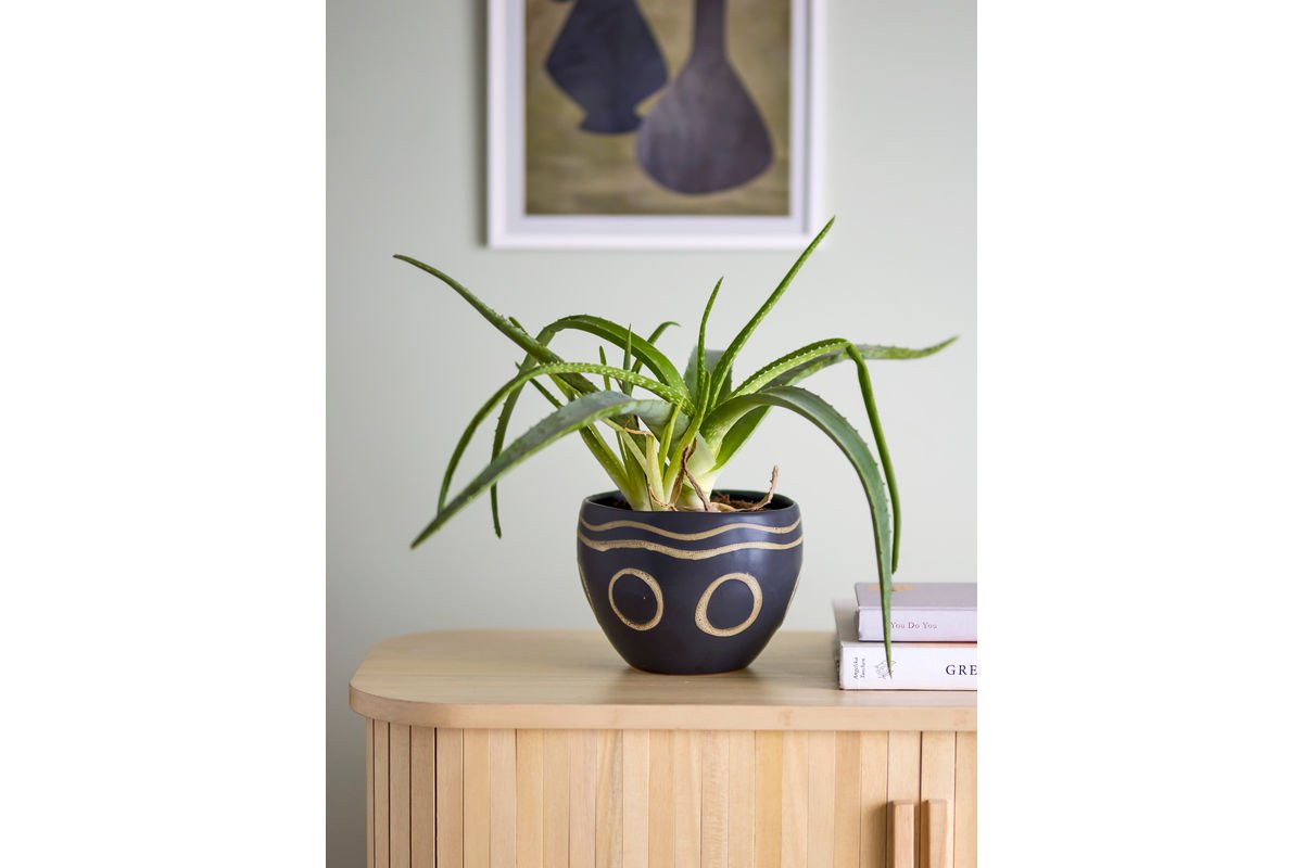 Flower Pot Tarek – Ethno Design in Black Stoneware