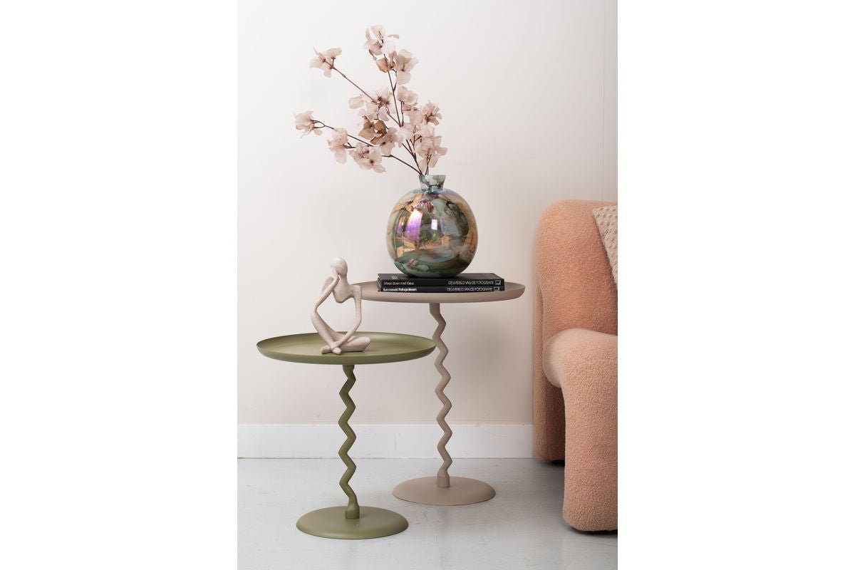 Side Table Bandicoot – made of Iron and Corkscrew Column