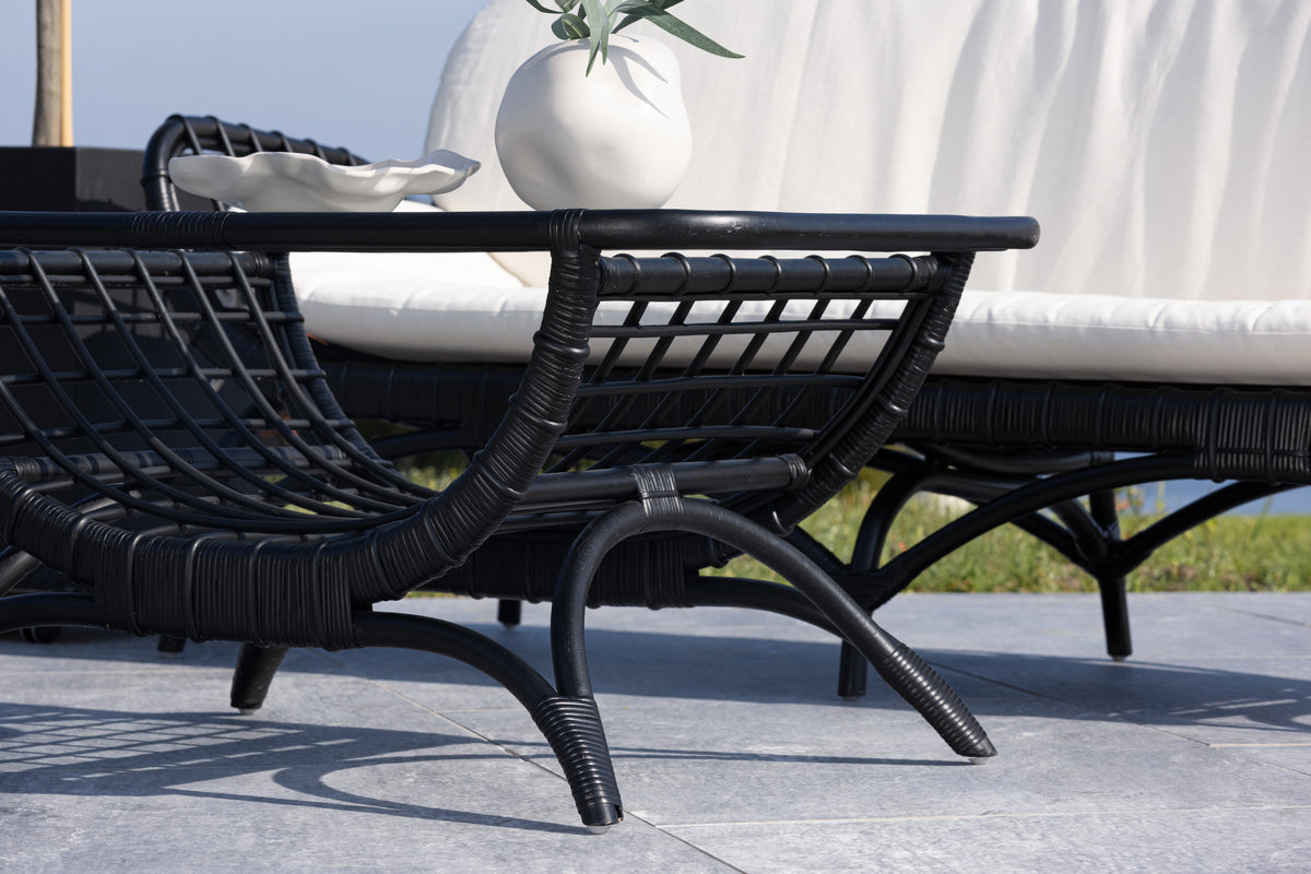 Garden Coffee Table Sarina - Made of Rattan and Glass in Black