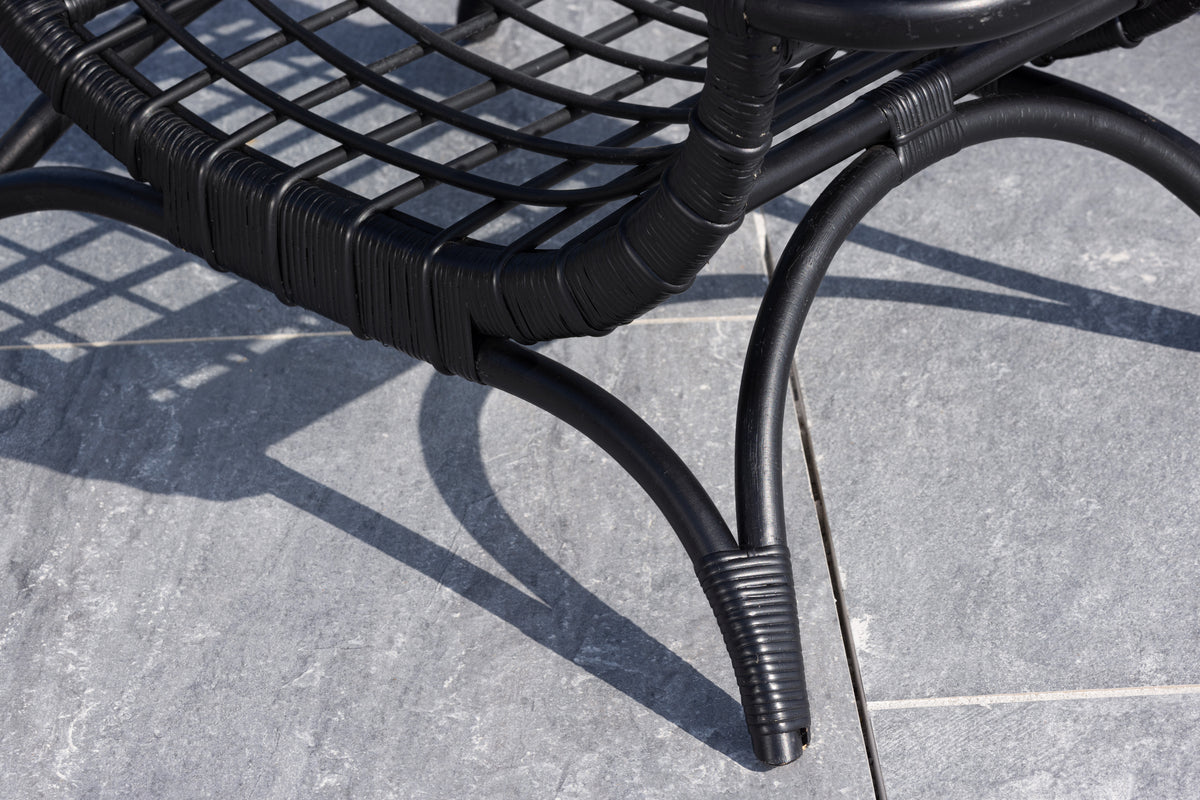 Garden Coffee Table Sarina - Made of Rattan and Glass in Black