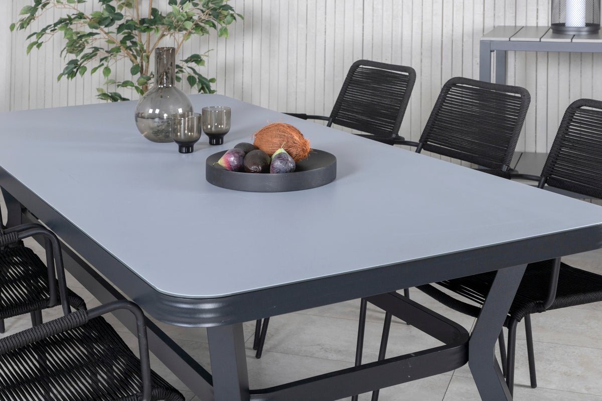 Garden table Amaré - a combination of matte glass top and aluminum frame