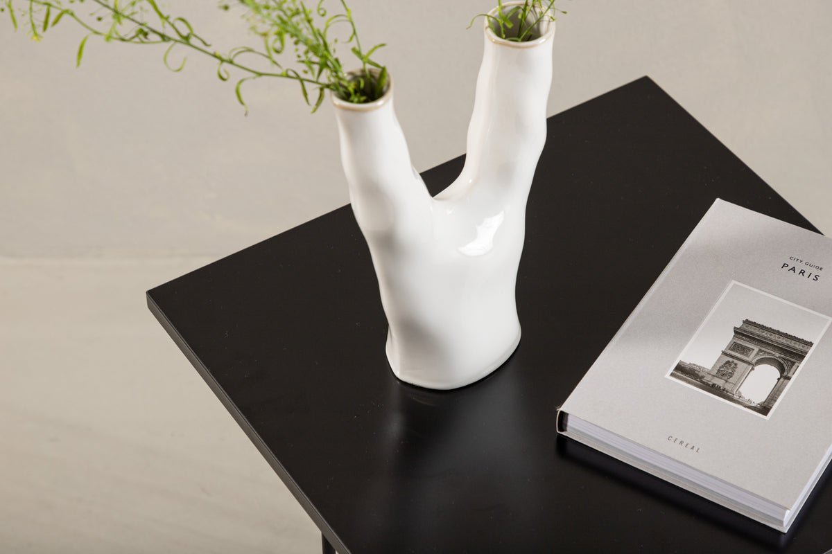 Coffee table/side table Tender - in Black or White