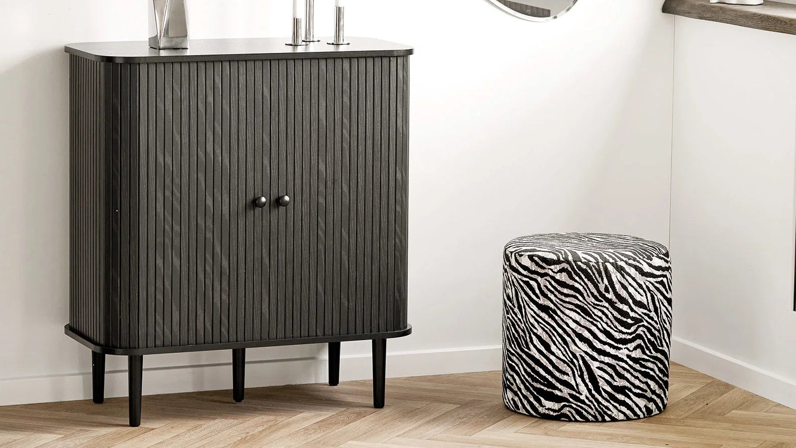 Kim side stool - in zebra look