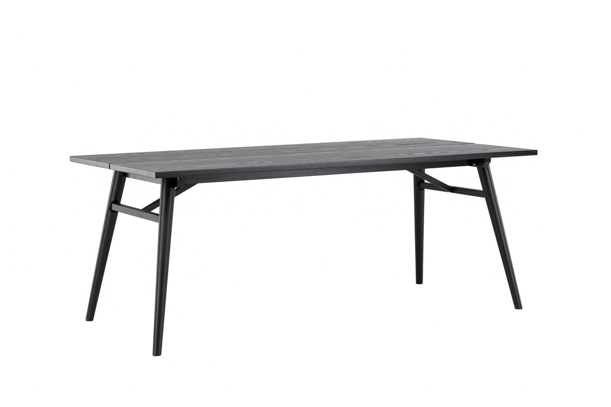 Dining table Maleko – a dining table with character and modern elegance