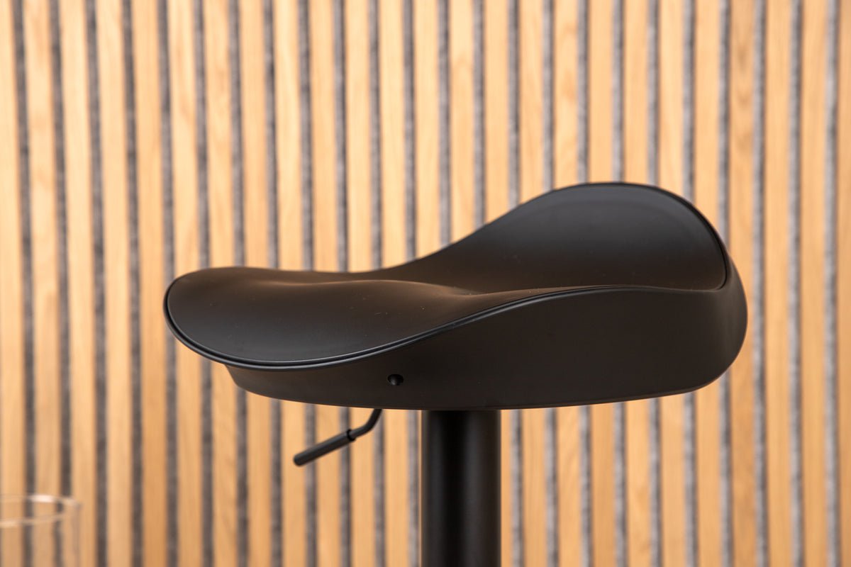 2-piece set - Bar stool Adoro in Black made of metal