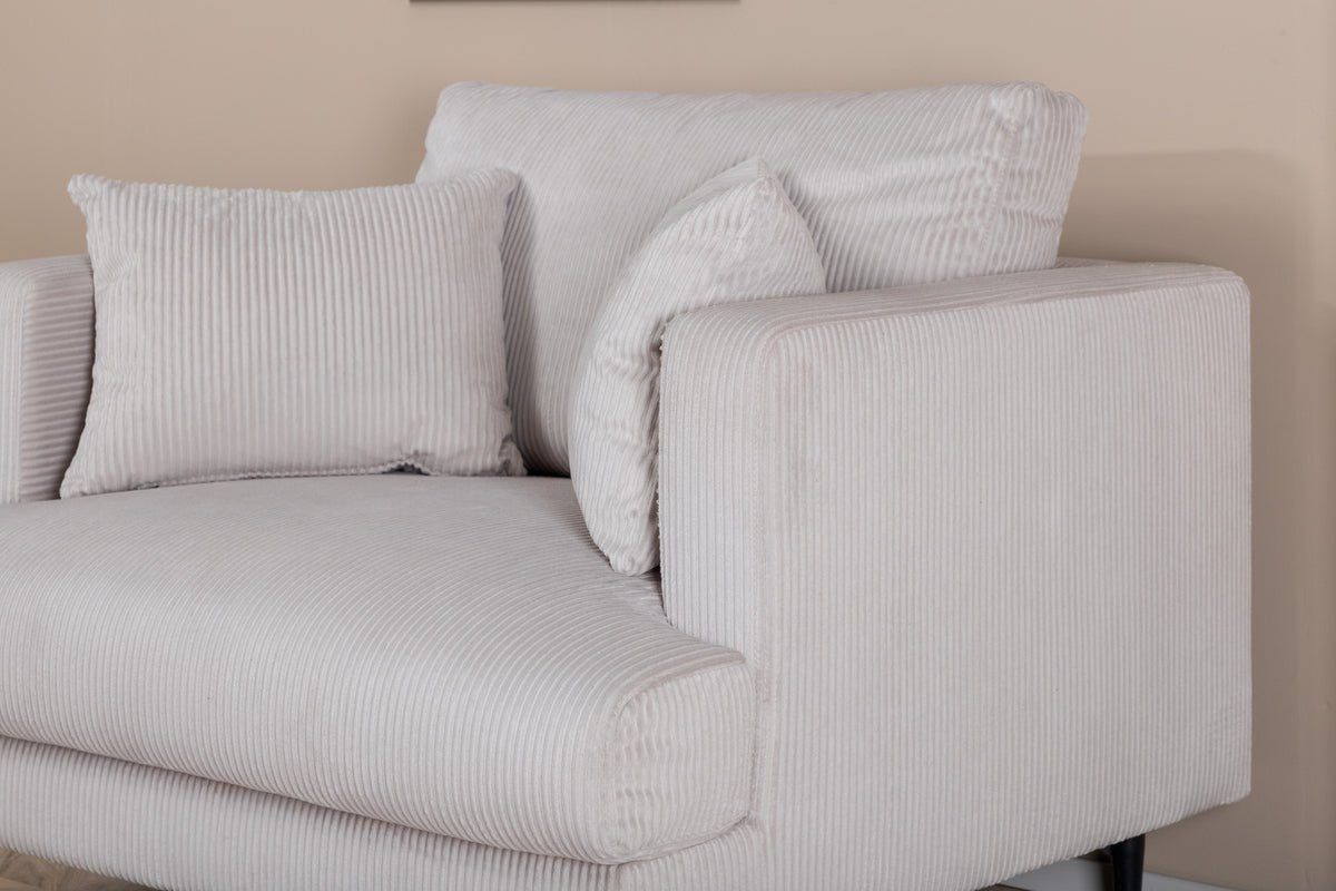 Armchair Asten - Available in 4 colors and various materials