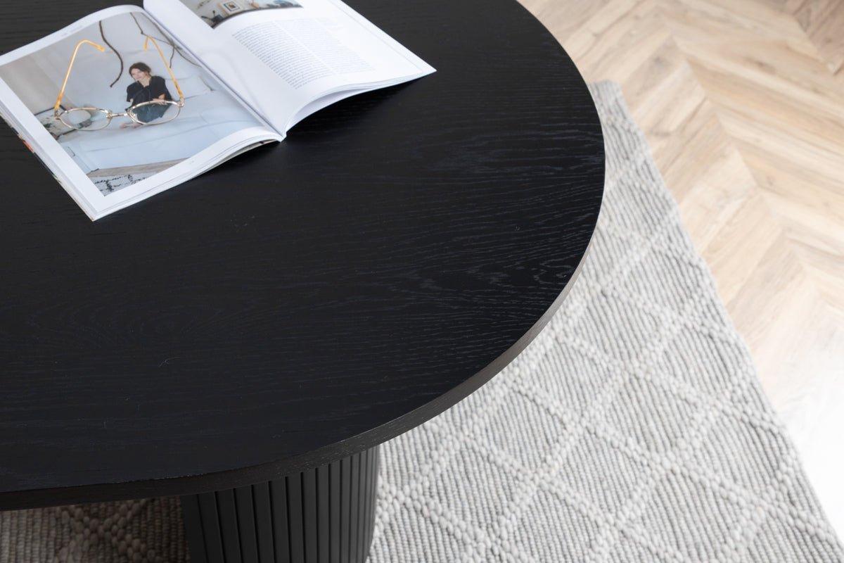 Dining table Moani - with sturdy frame in ribbed design