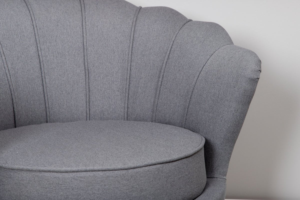 Armchair Celub - Available in 4 colors and 3 types of materials