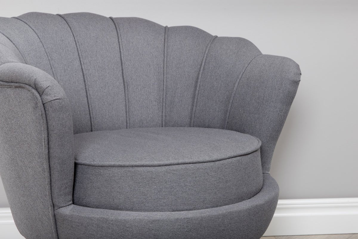 Armchair Celub - Available in 4 colors and 3 types of materials
