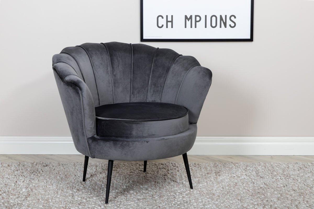 Armchair Celub - Available in 4 colors and 3 types of materials