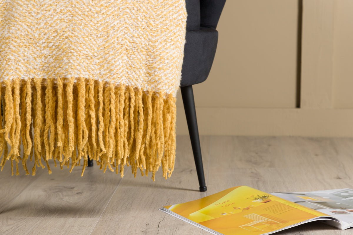 Bedspread Velora Yellow – 170×130 cm with Fringes & Textured Weave