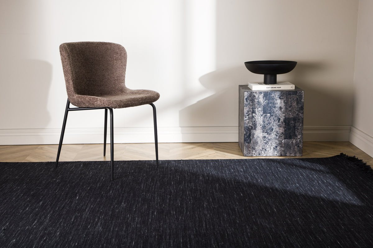 Teppich Sarah – flachgewebt mit Fransen aus Wolle