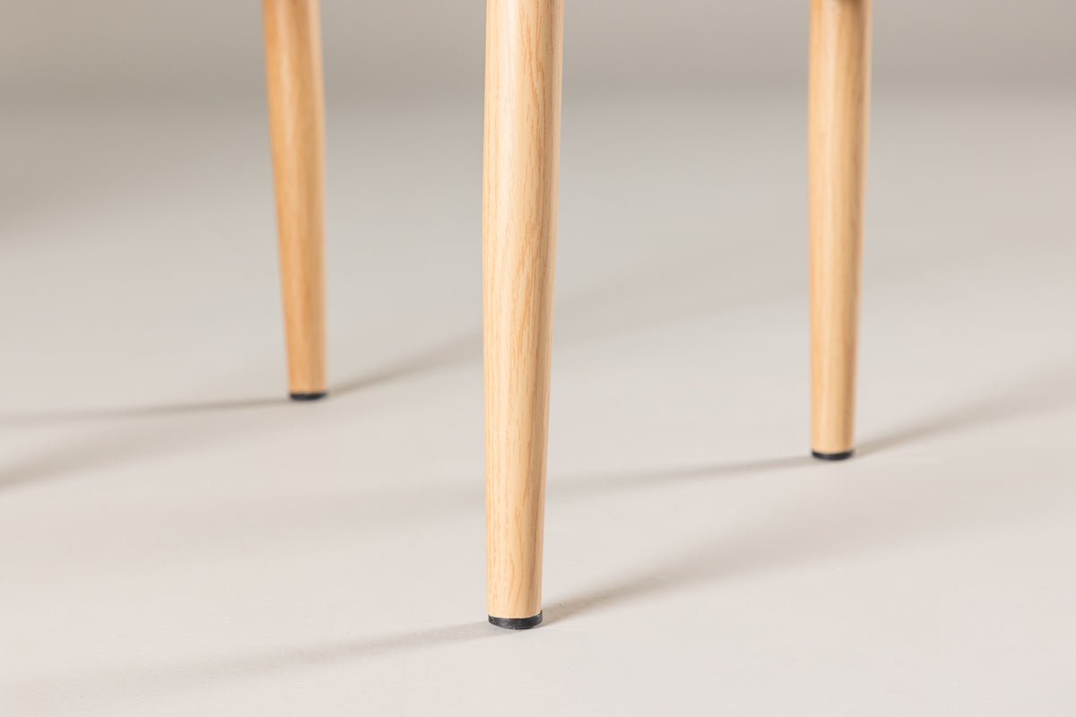 Chair Fliou II - In Black with uniformly colored seat surface