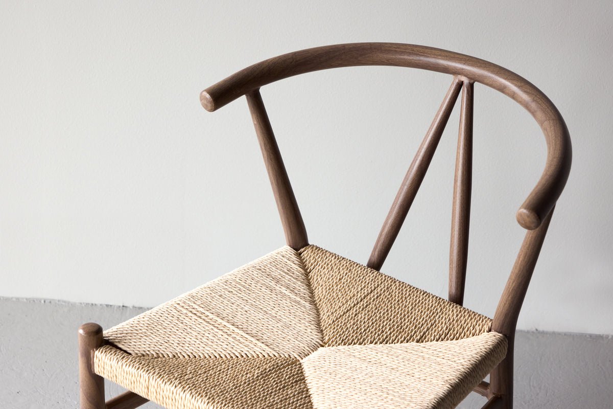 Chair Fliou II - In Black with uniformly colored seat surface