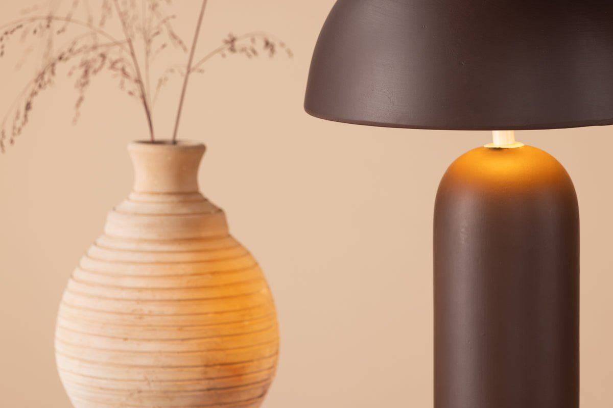 Table lamp "Terranova" – Brown stone-crafted elegance with round shade