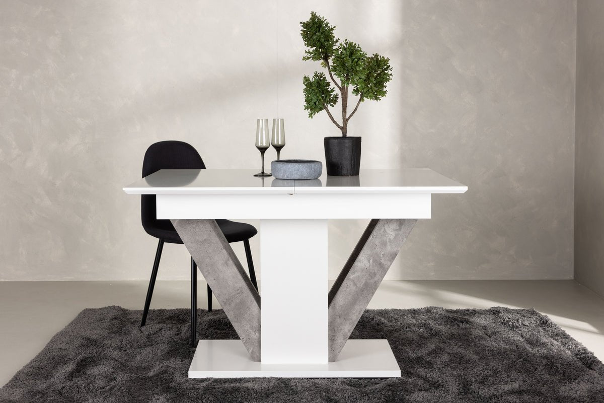 Dining table Sihana - in noble and striking design