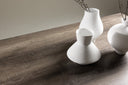 Dining table Waka - the decorative metal legs set a stylish accent