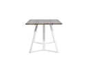 Dining table Waka - the decorative metal legs set a stylish accent