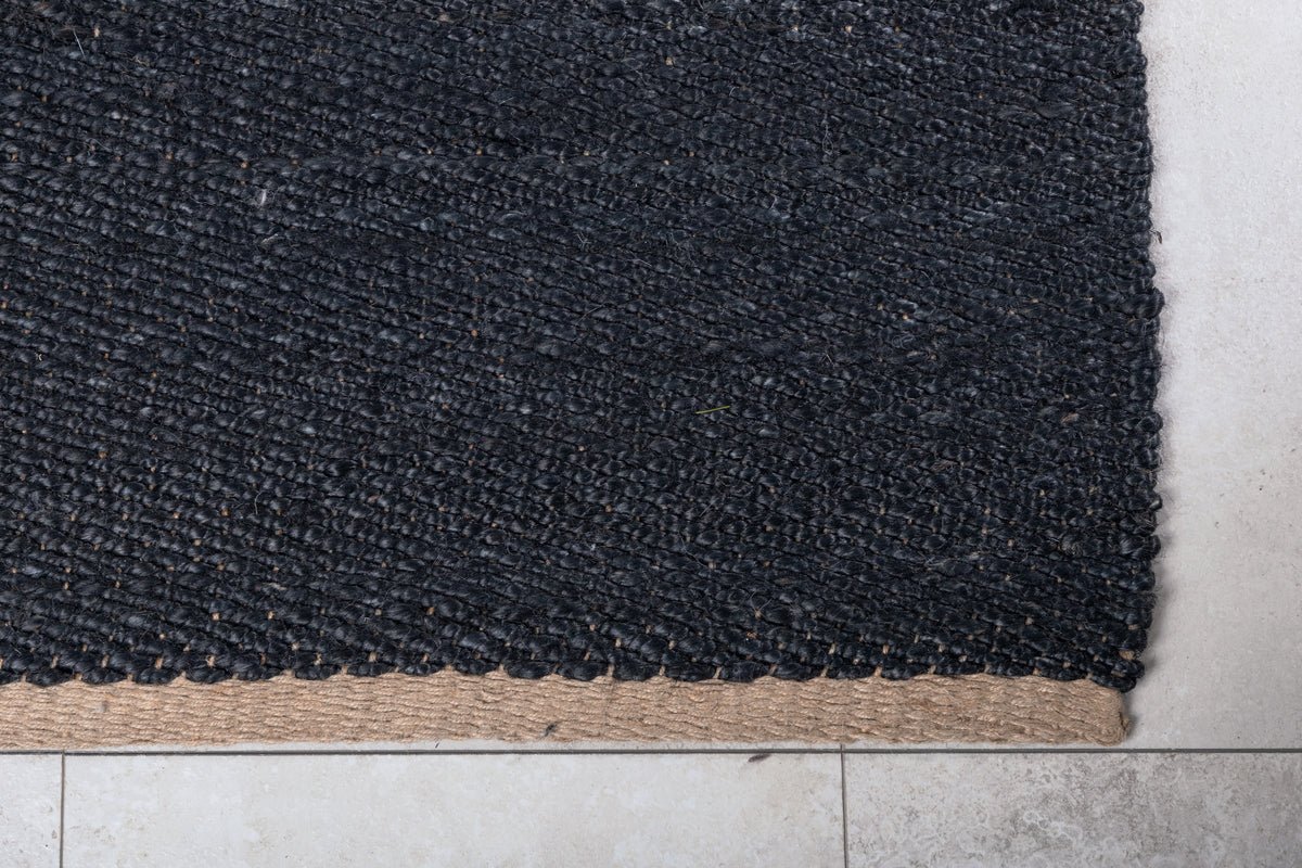 Matty Outdoor Rug - 240x170 in Black