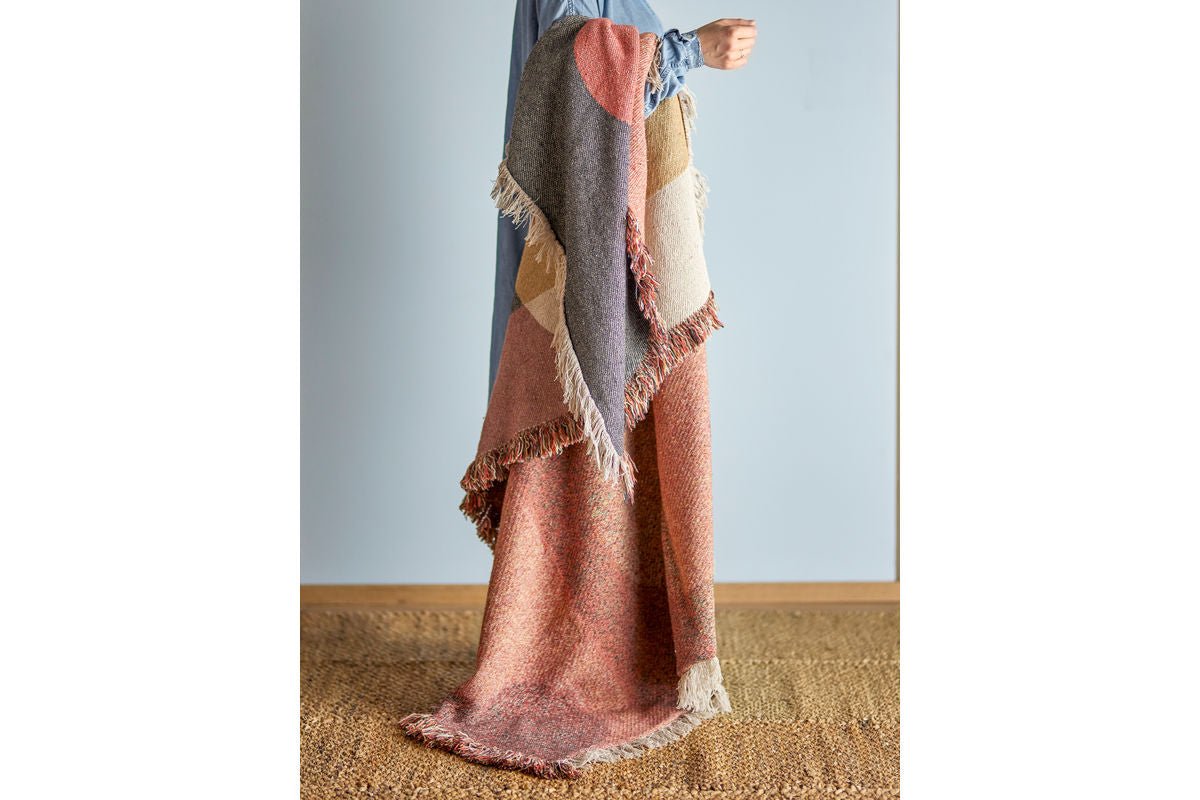 Nava Bedspread – Striped Pattern Made from Recycled Cotton