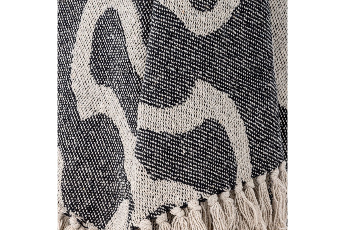 Maris Bedspread - Black, made from recycled cotton