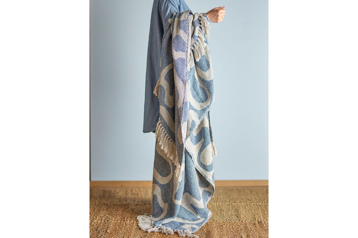 Maris Bedspread – Recycled Cotton with Wave Pattern