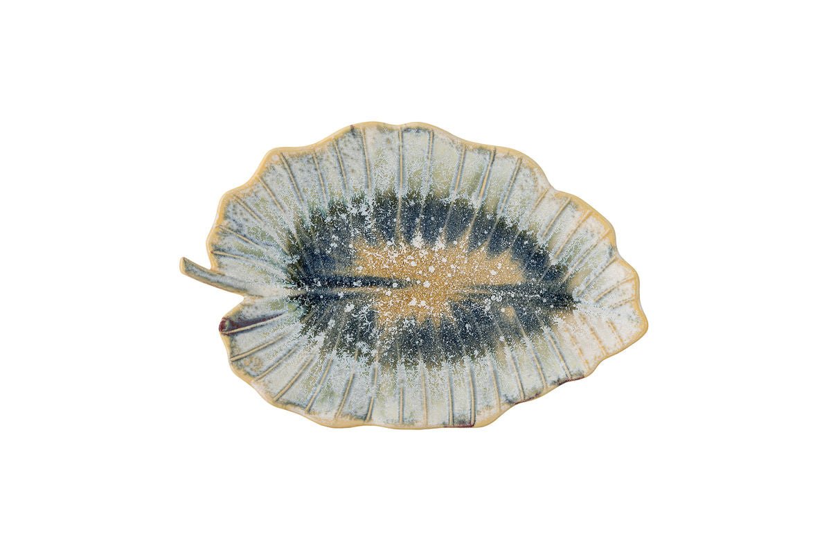Serving Platter Sunae - made of stoneware - leaf shape