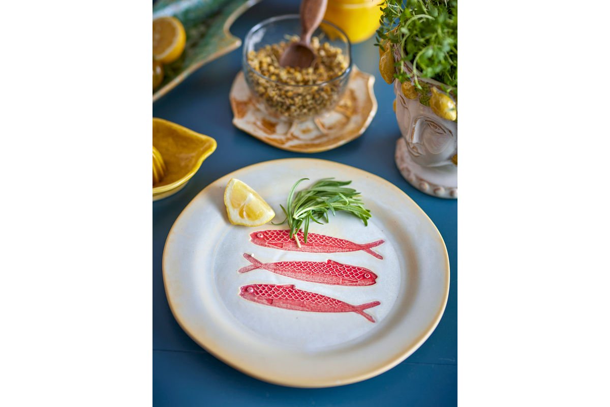 Maris Plate Set – Stoneware with Fish Motif (Set of 4)