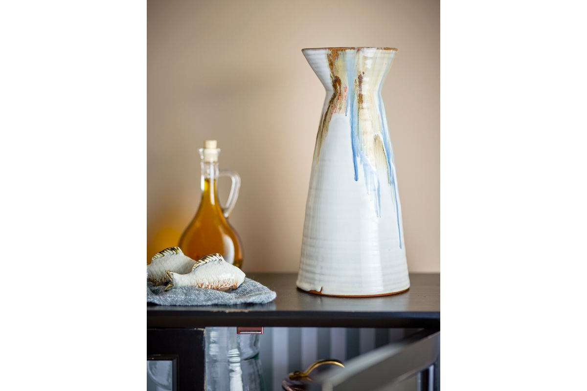 Krug Auris – Stoneware with reactive glaze in Blue & Gold