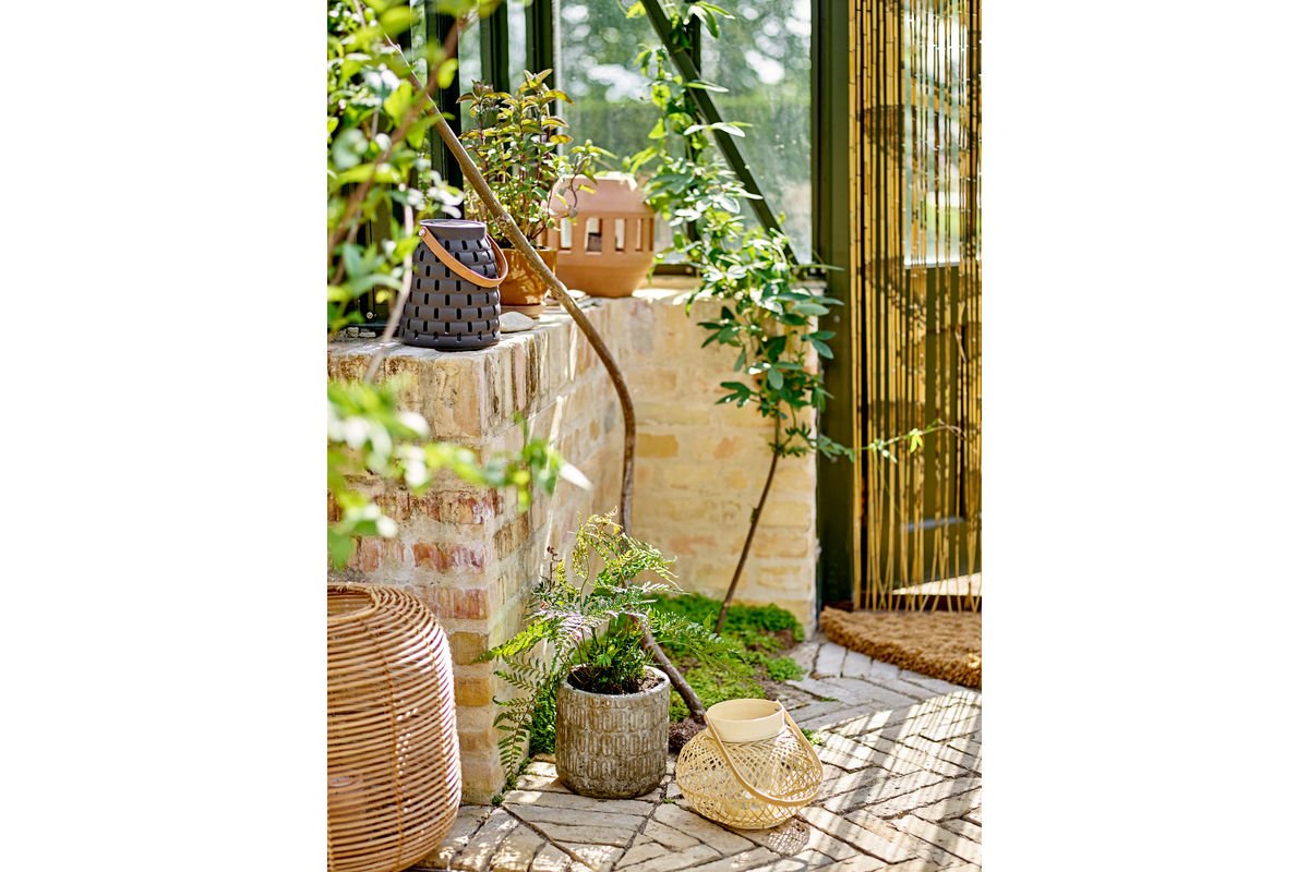 Decorative Flower Pot Arvik – Embossed Cement Design in Gray