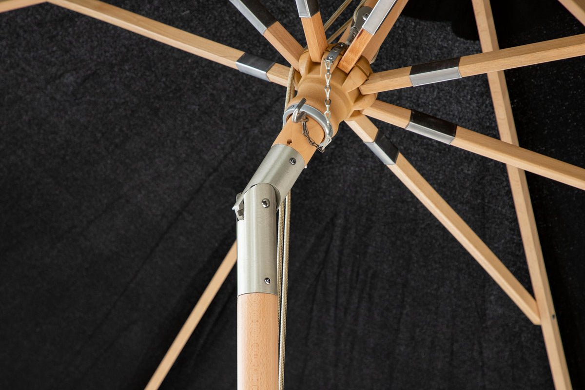 Parasol Ifta – Ø330 cm in optional Black or Gray