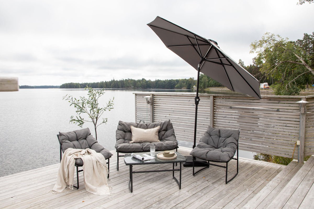 Parasol Lightning – Ø270 cm available in Black or Gray